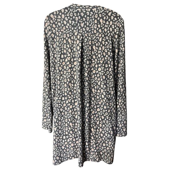 Lazy Sunday Super Soft Gray Animal Print Open Front Long Cardigan Sz M Pockets - Picture 9 of 9